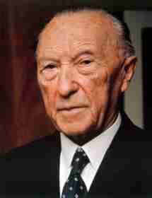 War Adenauer überhaupt ein Deutscher? Auf jeden Fall scheint er unsere Ausrottung bereits vor dem Aufkommen des Nationalsozialismus gutgeheißen zu haben.